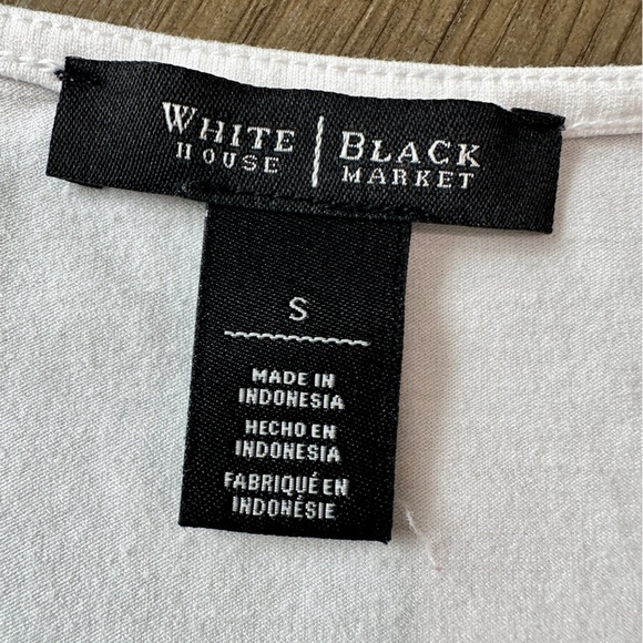 White House Black Market Asymmetrical Sleeveless Top Size Small White - Picture 4 of 8